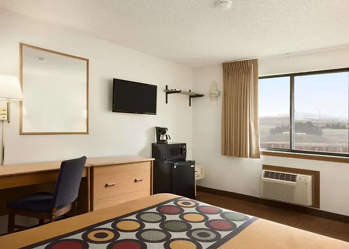 Hotel Super 8 By Wyndham 2*
